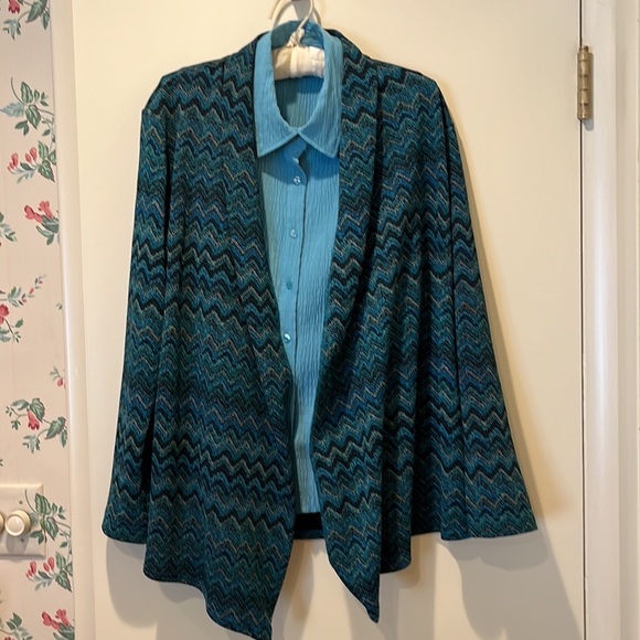 Coldwater Creek cardigan jacket. Chevron blue, green & black. Medium. GUC - Picture 2 of 9